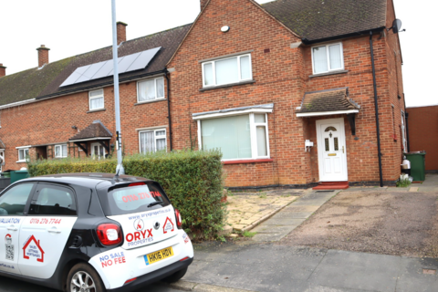 4 bedroom semi-detached house to rent, Davenport Avenue, Oadby LE2