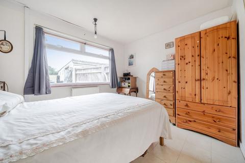 2 bedroom detached bungalow for sale, Elm Close, Bracklesham Bay, PO20
