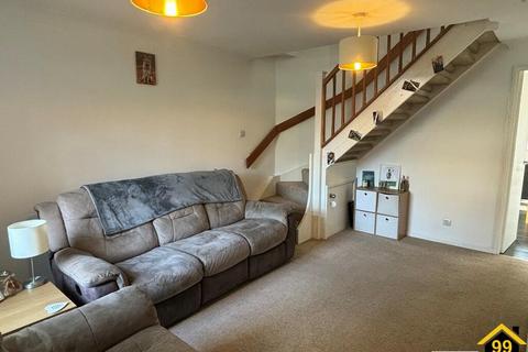 2 bedroom semi-detached house to rent, Ash Road, Torquay, Devon, TQ12