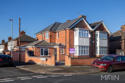 4 bedroom semi-detached house for sale, Highway Road, Leicester LE5