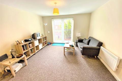 2 bedroom flat to rent, Liberty Grove, ,