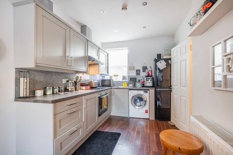 3 bedroom apartment for sale, St. Peters Road, Great Yarmouth