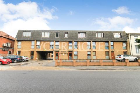 2 bedroom flat to rent - Western Road, Romford RM1