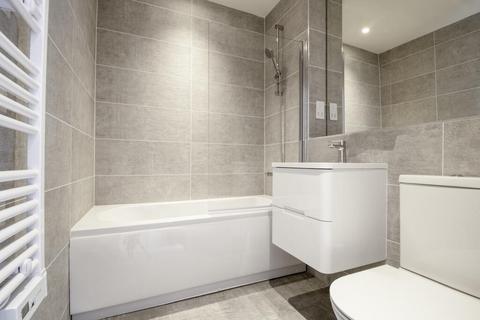 1 bedroom flat to rent, Leslie Park Rd CR0