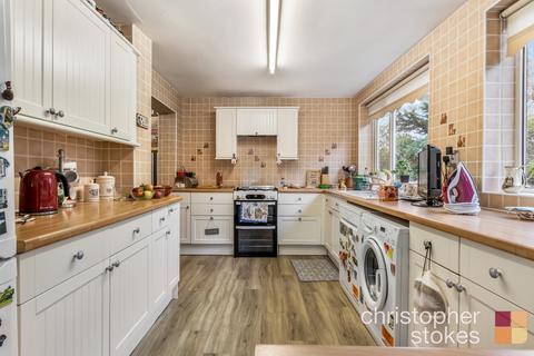 5 bedroom semi-detached house for sale, Sheldon Close, Cheshunt, Hertfordshire, EN7 6RH