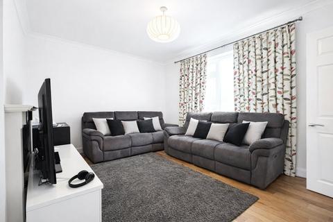 3 bedroom semi-detached house for sale, Dursley Close, London SE3