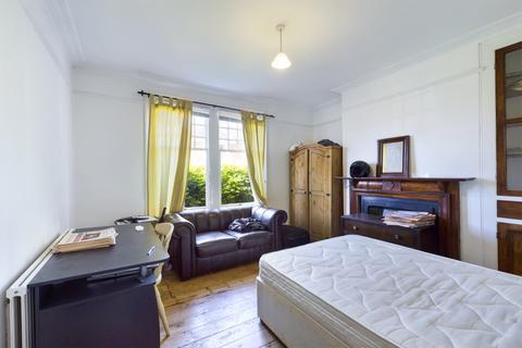 undefined, Abington Avenue, Northampton NN1