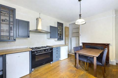 undefined, Abington Avenue, Northampton NN1