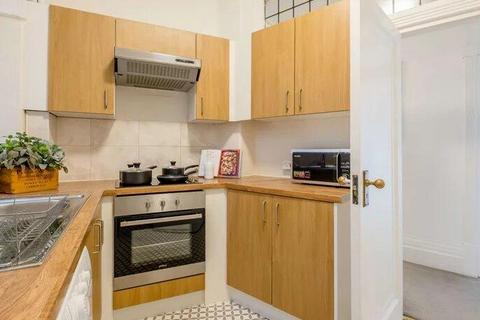 2 bedroom flat to rent, Park Road, London NW8