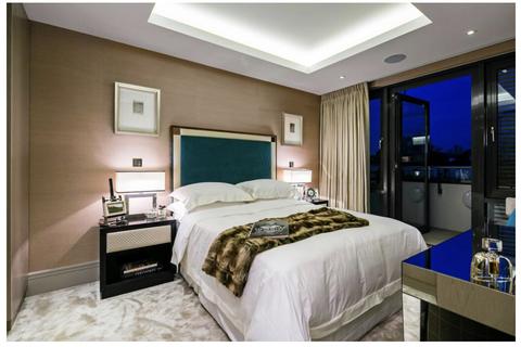 3 bedroom apartment to rent, London NW8