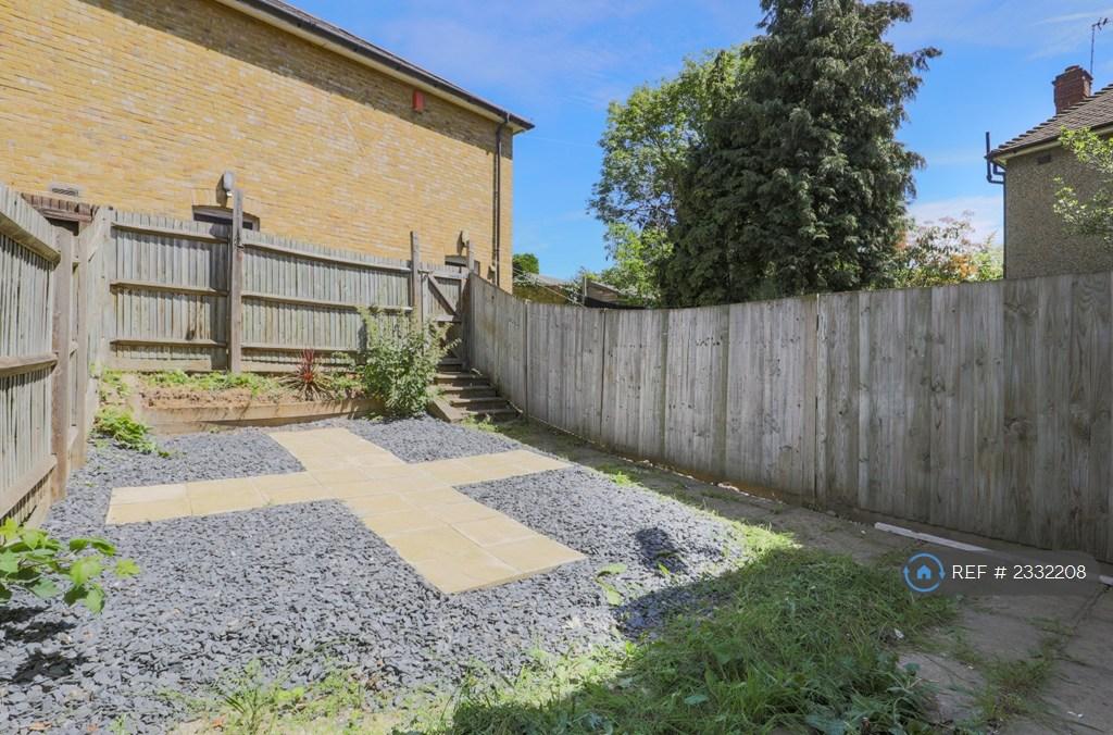 Landscaped Garden With Rear Access