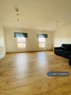 3 bedroom flat to rent - Brook House, Surbiton, KT6