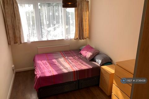 1 bedroom in a flat share to rent - Brunel House, London, SW2