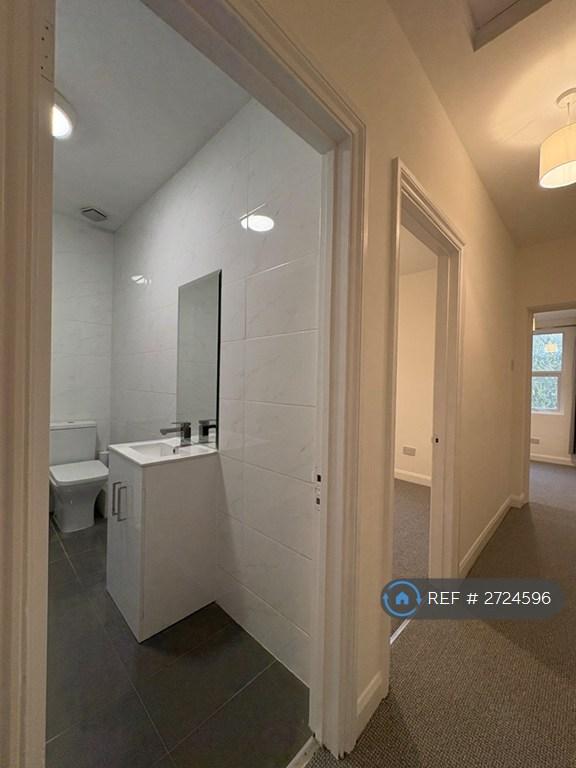 Family Bathroom, Bedroom 2 &amp; 3