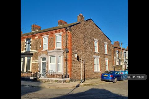 3 bedroom end of terrace house to rent, Walton Breck Road, Liverpool, L4
