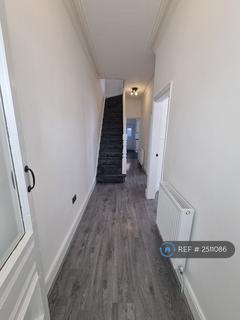 3 bedroom end of terrace house to rent, Walton Breck Road, Liverpool, L4