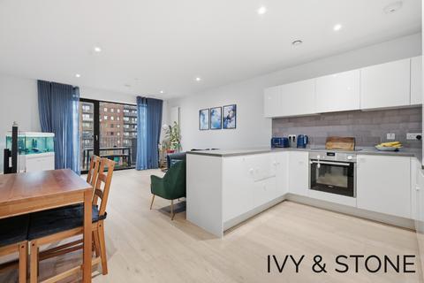 2 bedroom apartment for sale, Banyan Court, Royal Wharf, E16