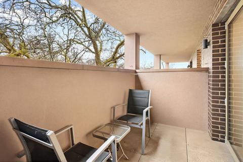 1 bedroom apartment to rent, East Churchfield Road, London W3