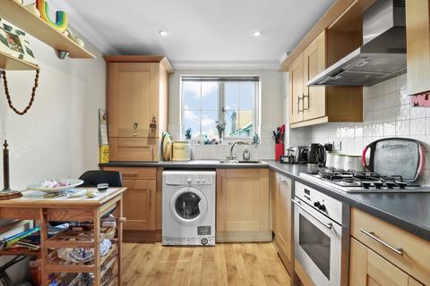 2 bedroom apartment for sale, Eastbourne BN23