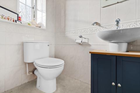 2 bedroom apartment for sale, Eastbourne BN23
