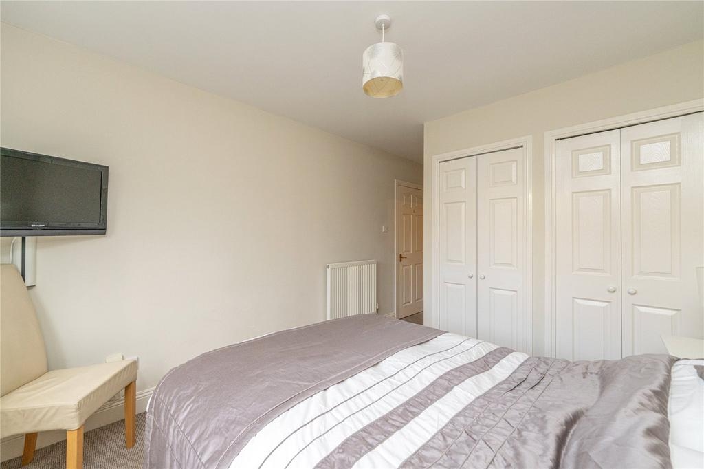 Bedroom 1 Alt