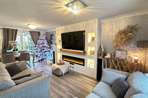 3 bedroom semi-detached house for sale, Exhall Road, Coventry CV7