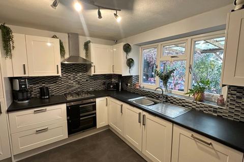 3 bedroom semi-detached house for sale, Exhall Road, Coventry CV7