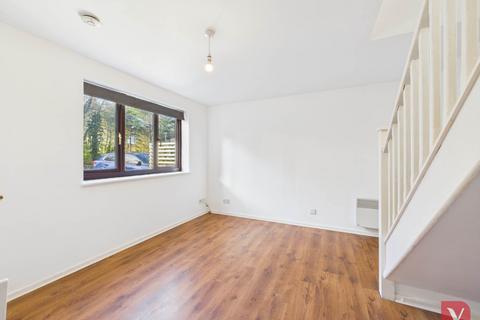 2 bedroom end of terrace house to rent, Mendelssohn Grove, Milton Keynes MK7