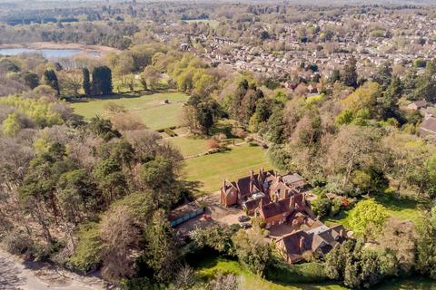 undefined, London Road, Ascot, SL5