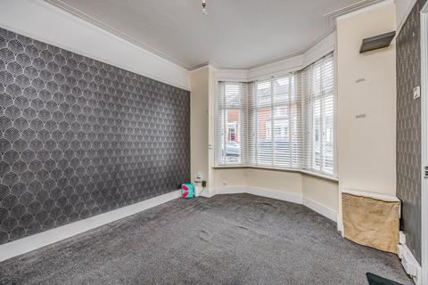 2 bedroom terraced house for sale, Dunbar Road, Hampshire PO4