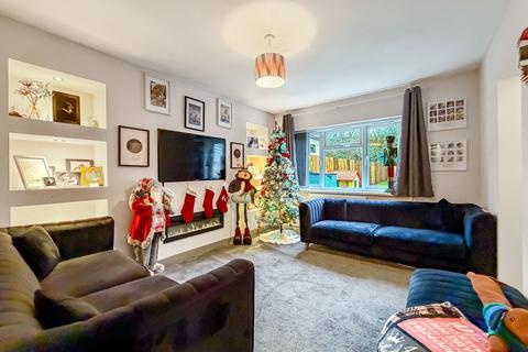 3 bedroom semi-detached house for sale, Heol Trecastell, Caerphilly CF83