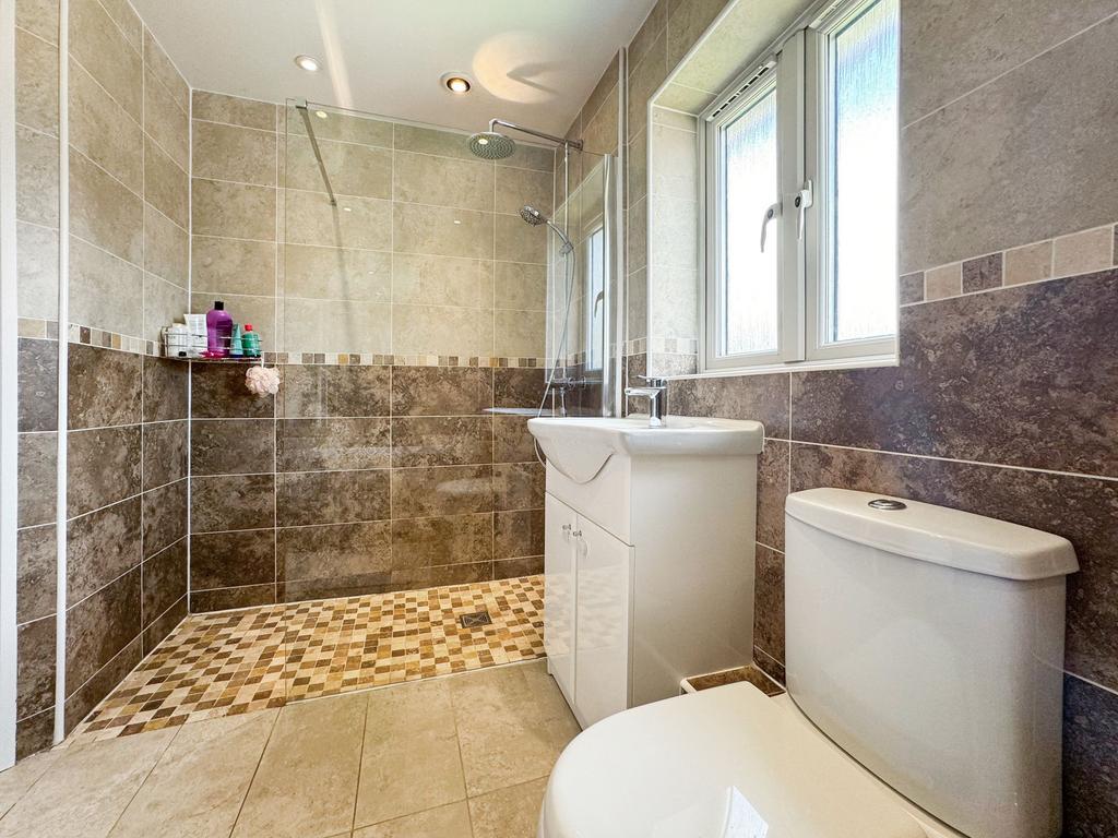 Master En-Suite