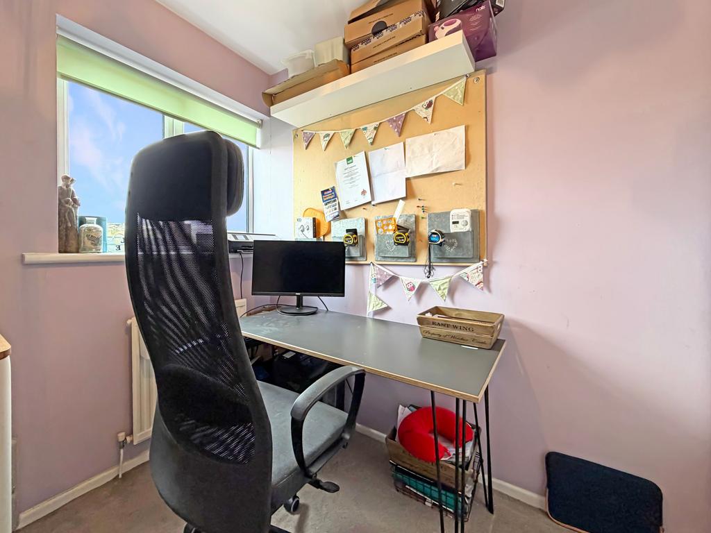 Bedroom 3/Office
