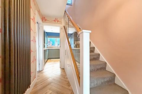 3 bedroom detached house for sale, Heol-y-Glyn, Treharris CF46