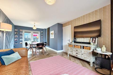 3 bedroom detached house for sale, Heol-y-Glyn, Treharris CF46