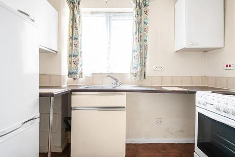 undefined, Gartons Close, Enfield