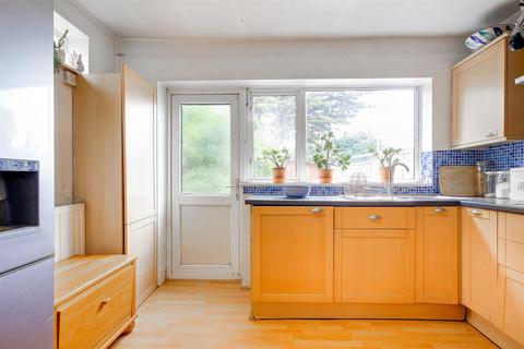 undefined, Mayfield Crescent, Edmonton