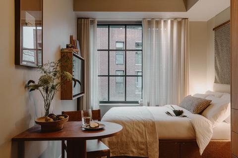 Studio to rent - Woodfield Road