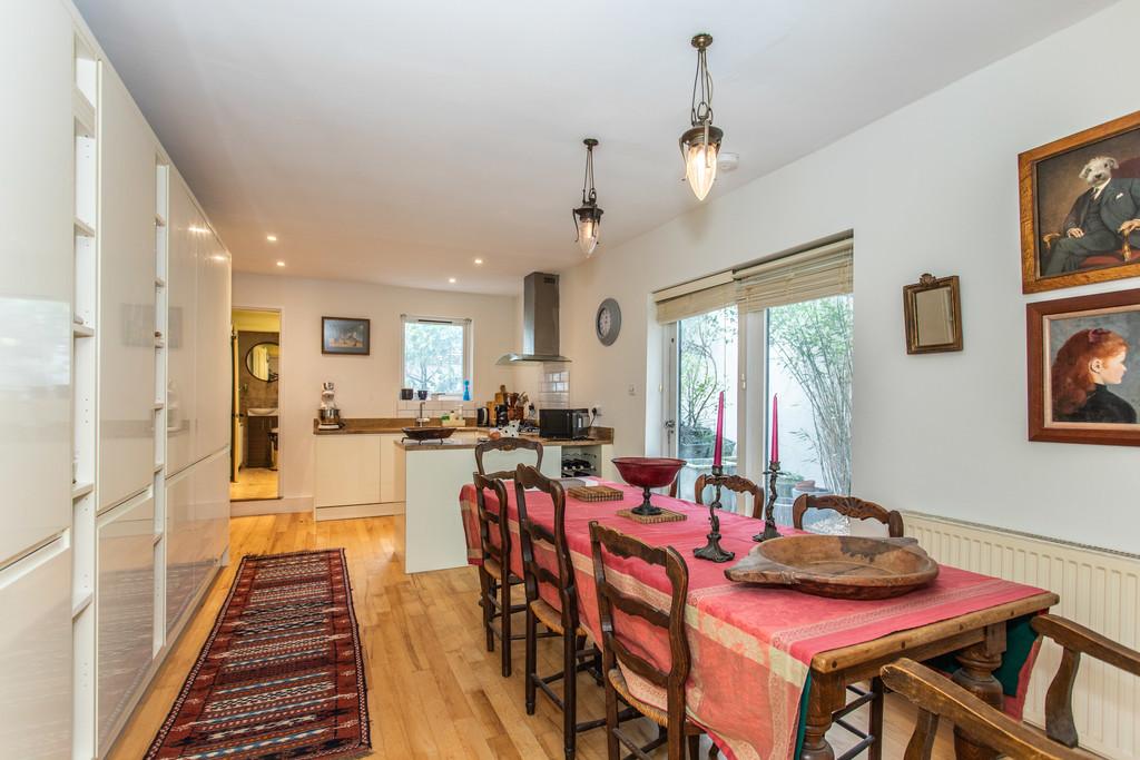 24 Lancaster Road34