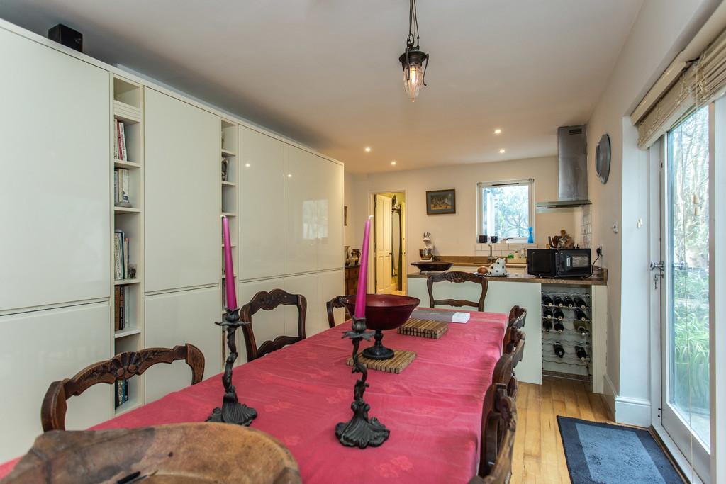 24 Lancaster Road40