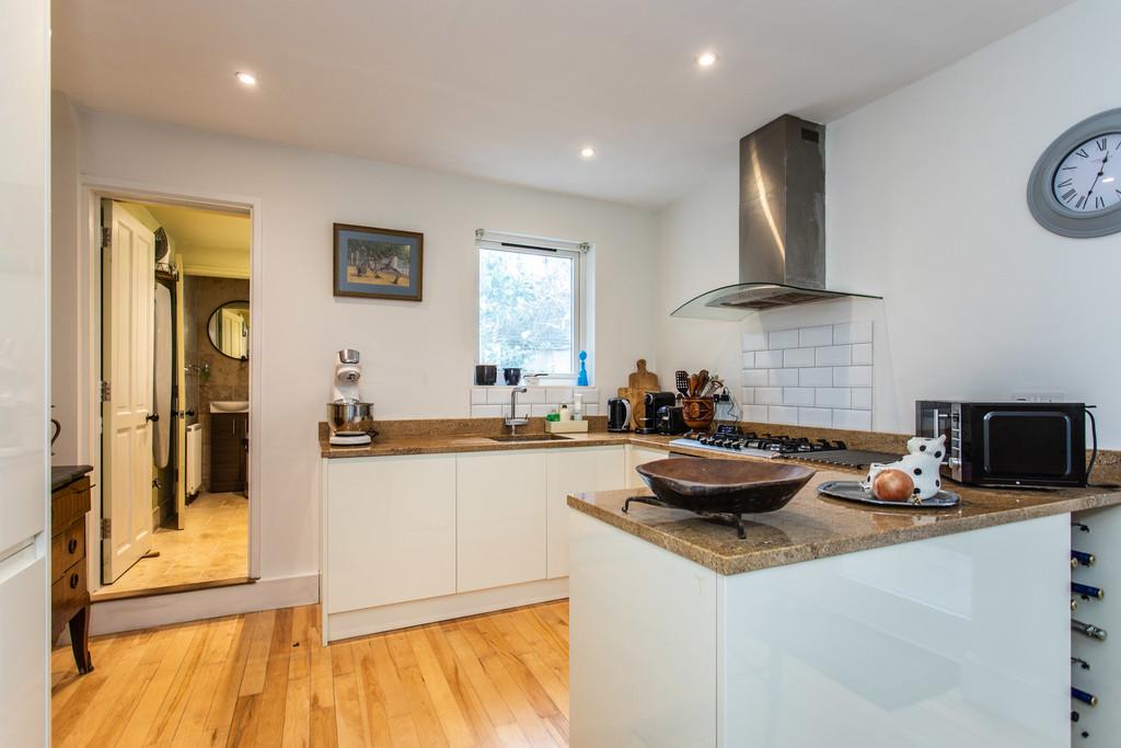 24 Lancaster Road41