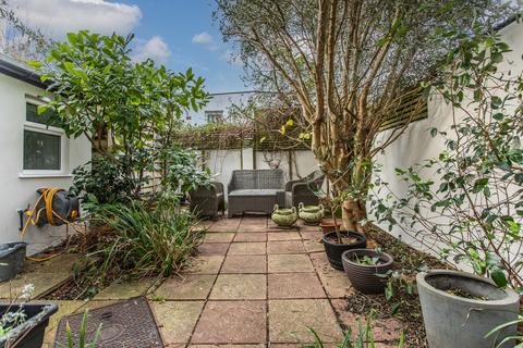 undefined, Lancaster Road, Brighton