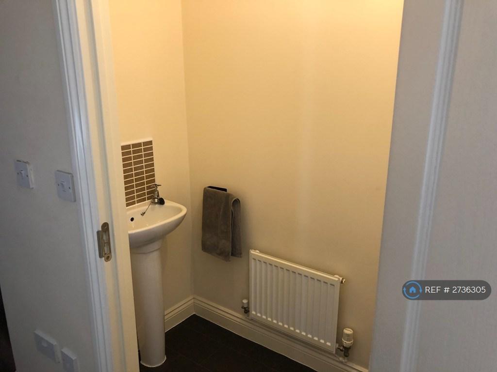 Guest Toilet 1