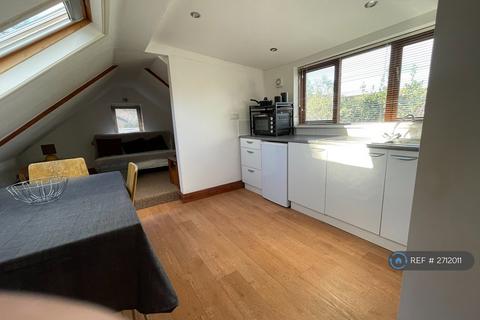 1 bedroom flat to rent, Foxholes Hill, Exmouth, EX8