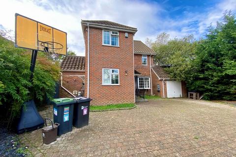 4 bedroom detached house to rent - Ridgeway, West Parley, Ferndown