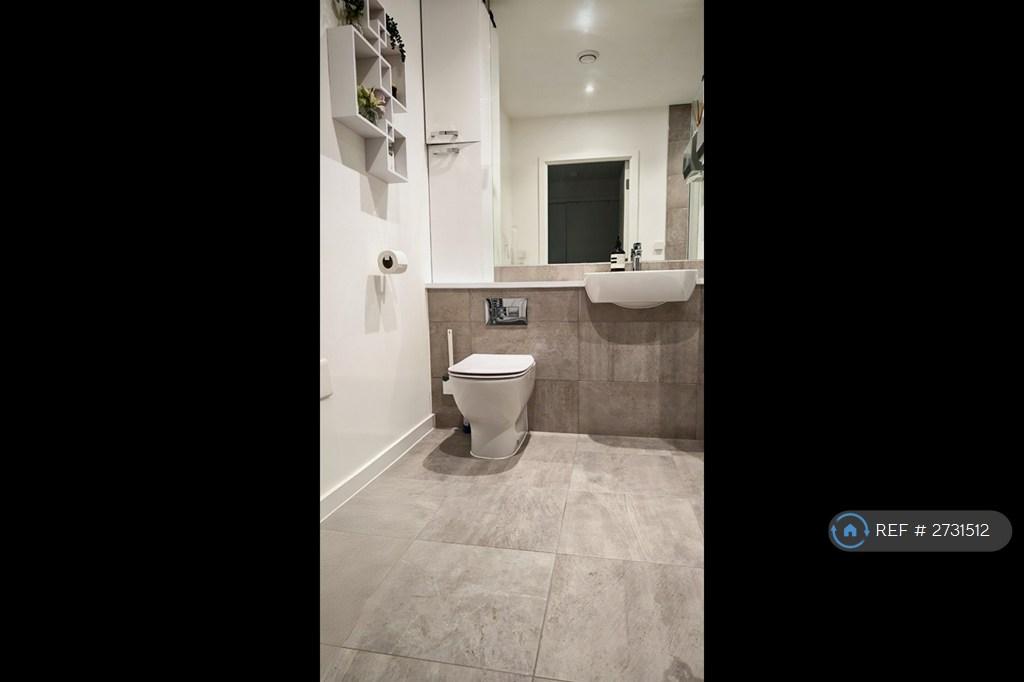 Bathroom #2