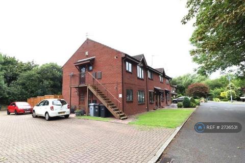 2 bedroom flat to rent, Firbeck Gardens, Crewe, CW2