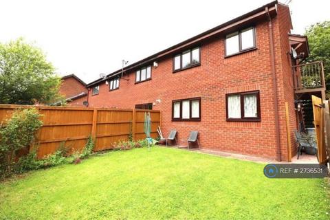 2 bedroom flat to rent, Firbeck Gardens, Crewe, CW2