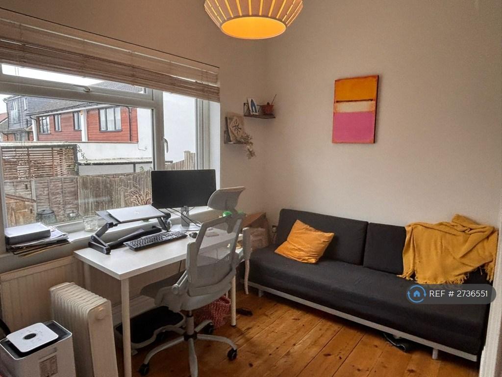 Bedroom 02