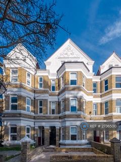 1 bedroom flat to rent - The Parade, Folkestone, CT20